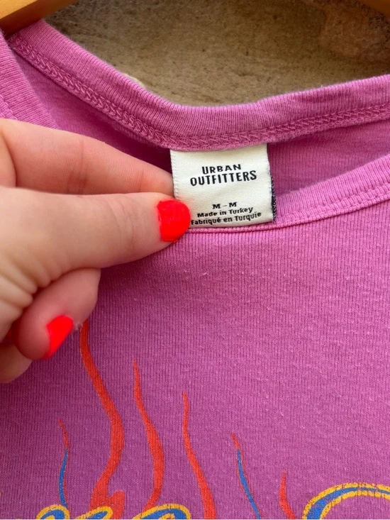 Urban Outfitters Pink Graphic Tee with Tiger Flame Print medium - Picture 3 of 4